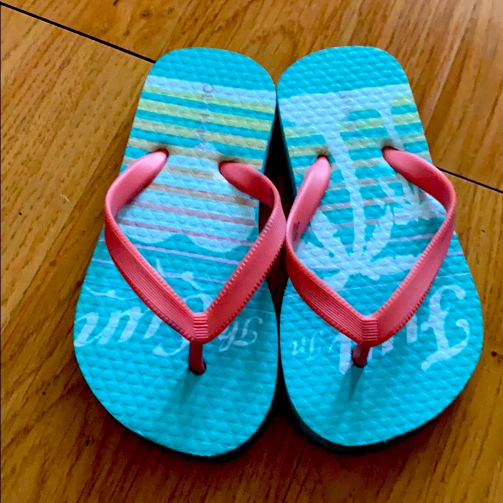 Old navy toddler slipper size 8-9